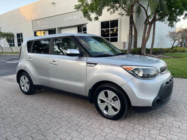2016 Kia Soul Base