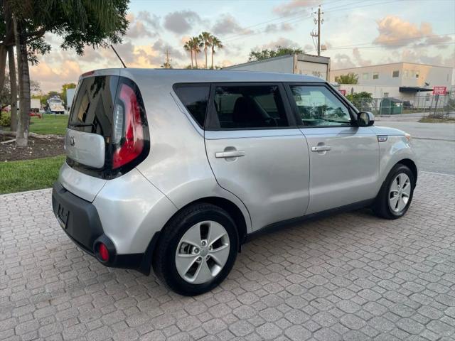 2016 Kia Soul Base