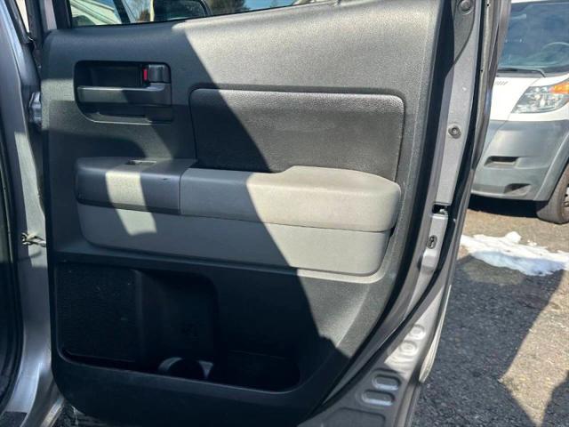 2010 Toyota Tundra Grade 5.7L V8