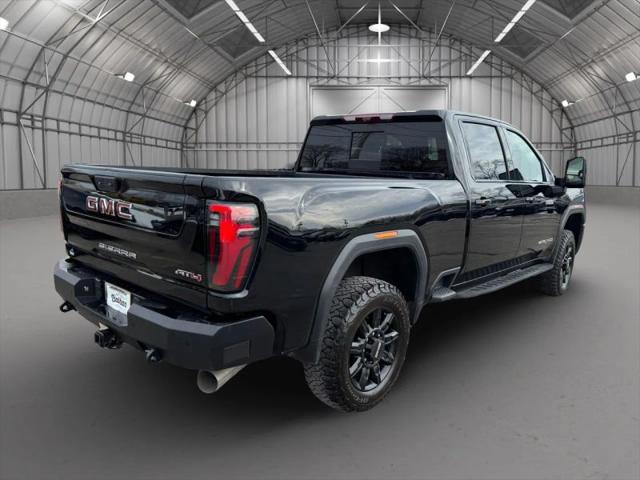 2024 GMC Sierra 3500HD 4WD Crew Cab Standard Bed AT4