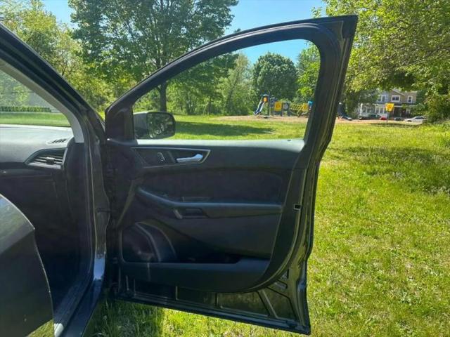 2017 Ford Edge SE