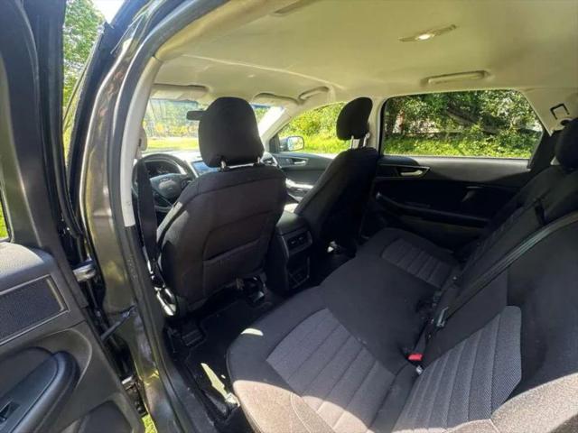 2017 Ford Edge SE