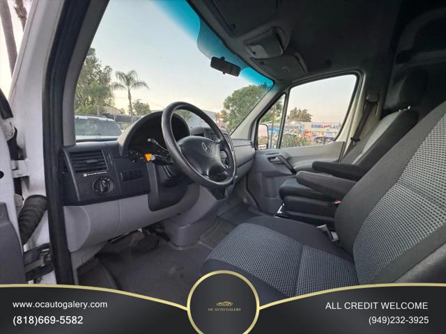 2012 Mercedes-Benz Sprinter 2500 Normal Roof