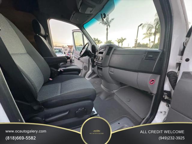 2012 Mercedes-Benz Sprinter 2500 Normal Roof