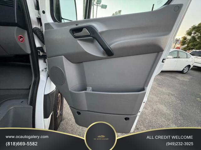 2012 Mercedes-Benz Sprinter 2500 Normal Roof