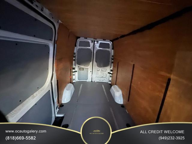 2012 Mercedes-Benz Sprinter 2500 Normal Roof