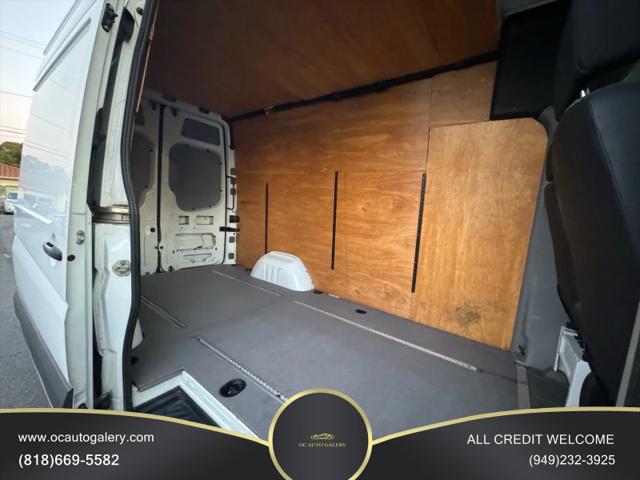 2012 Mercedes-Benz Sprinter 2500 Normal Roof