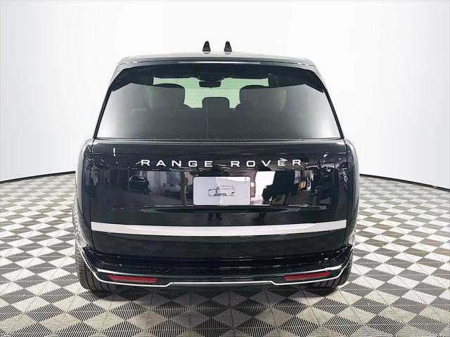 2026 Land Rover Range Rover P550e Autobiography