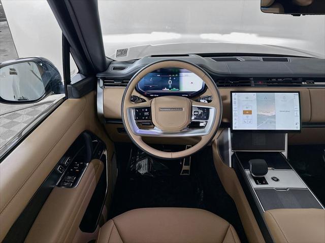 2026 Land Rover Range Rover P550e Autobiography