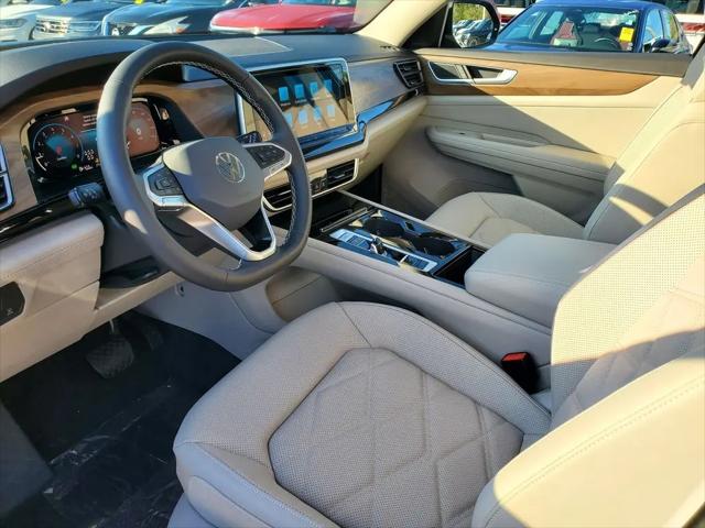 2026 Volkswagen Atlas SE with Technology