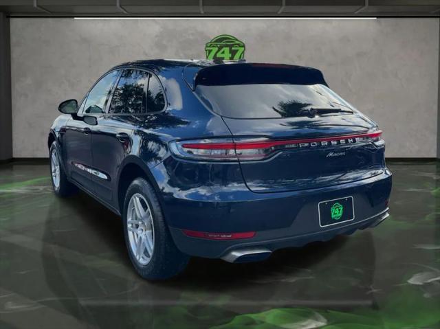 2021 Porsche Macan Base