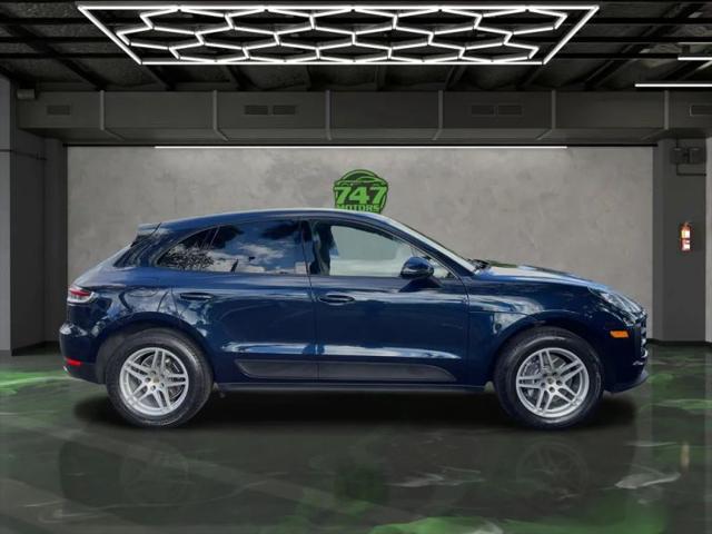 2021 Porsche Macan Base