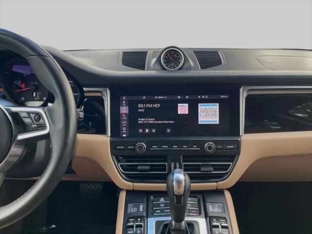 2021 Porsche Macan Base