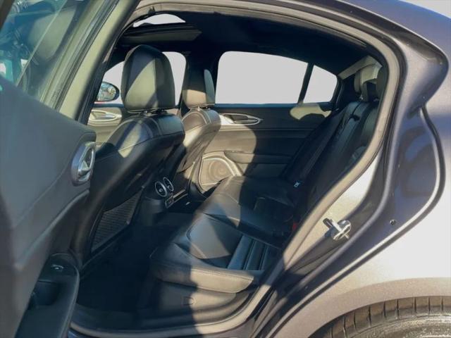 2023 Alfa Romeo Giulia Veloce RWD