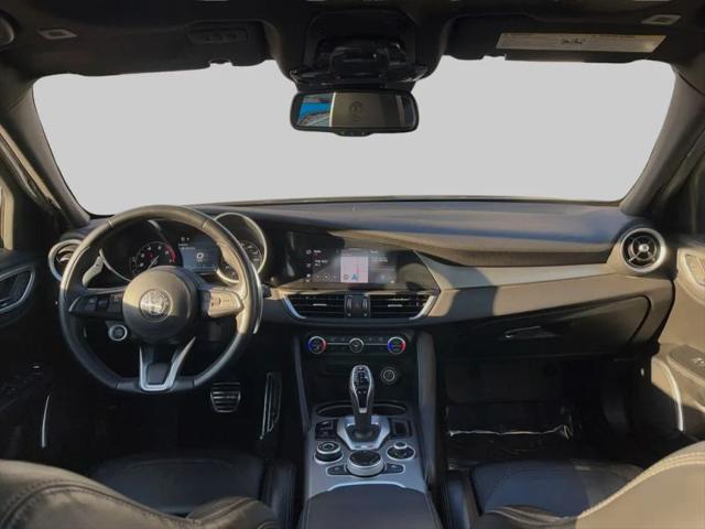 2023 Alfa Romeo Giulia Veloce RWD