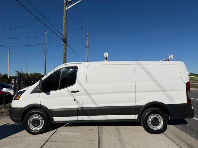 2019 Ford Transit w/60/40 Side Door w/RWB