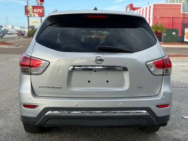 2015 Nissan Pathfinder SV
