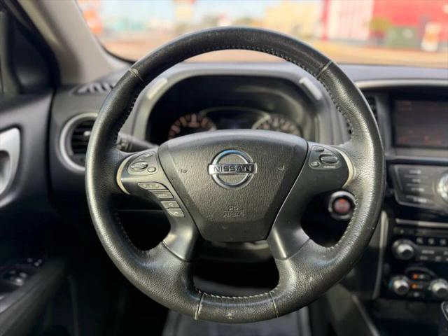2015 Nissan Pathfinder SV