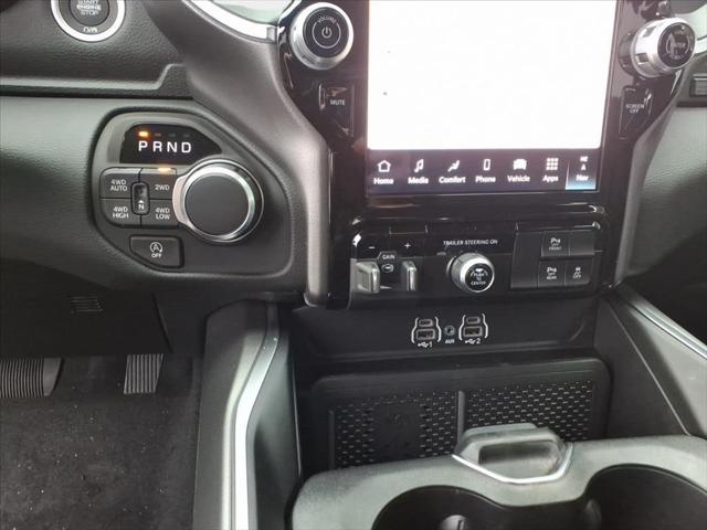 2026 Ram 1500 Big Horn Crew Cab 4x4 6'4" Box