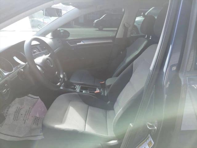 2016 Volkswagen e-Golf SE