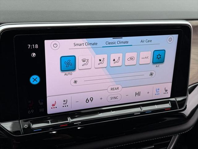 2024 Volkswagen Atlas 2.0T SE w/Technology