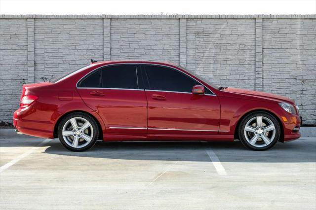 2011 Mercedes-Benz C-CLASS C 300 Luxury