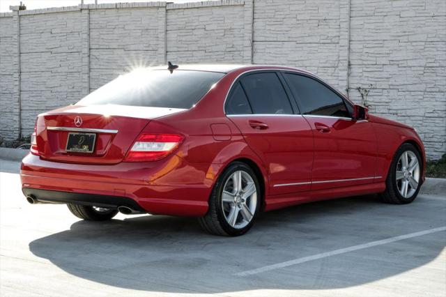2011 Mercedes-Benz C-CLASS C 300 Luxury