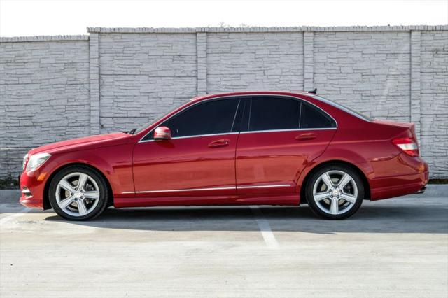 2011 Mercedes-Benz C-CLASS C 300 Luxury