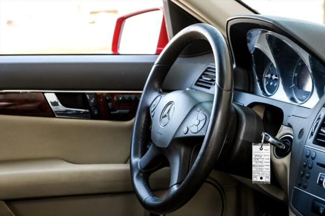 2011 Mercedes-Benz C-CLASS C 300 Luxury
