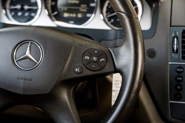 2011 Mercedes-Benz C-CLASS C 300 Luxury
