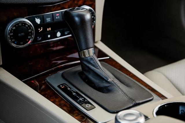 2011 Mercedes-Benz C-CLASS C 300 Luxury