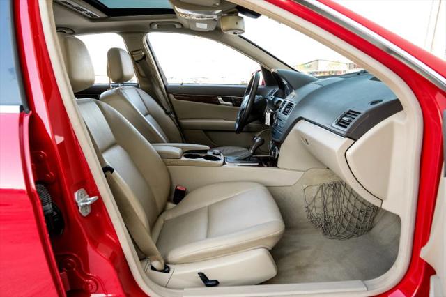 2011 Mercedes-Benz C-CLASS C 300 Luxury
