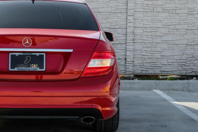 2011 Mercedes-Benz C-CLASS C 300 Luxury