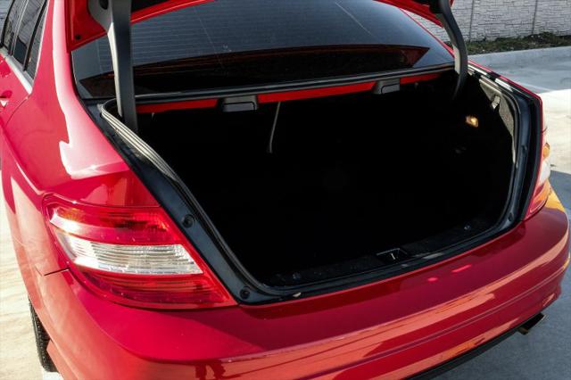2011 Mercedes-Benz C-CLASS C 300 Luxury