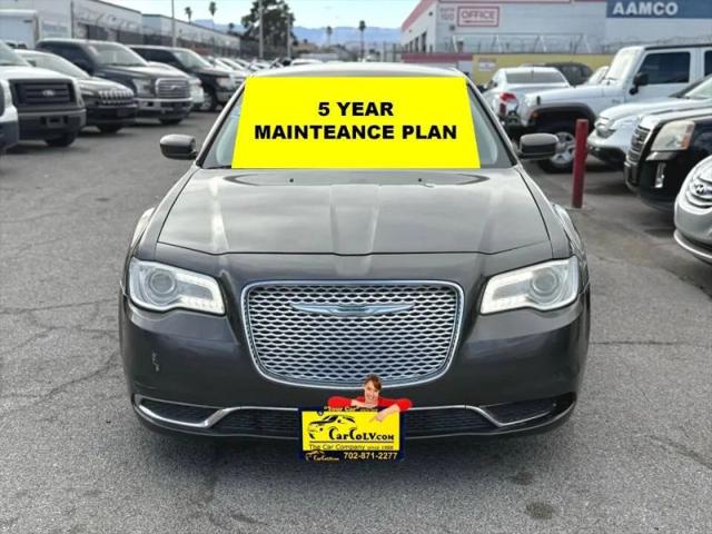 2016 Chrysler 300 Limited