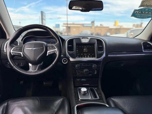 2016 Chrysler 300 Limited