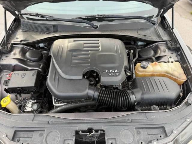 2016 Chrysler 300 Limited
