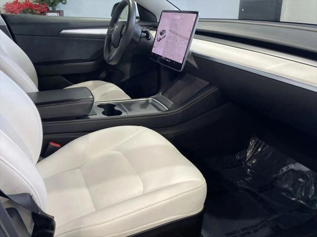 2021 Tesla Model 3 Standard Range Plus Rear-Wheel Drive