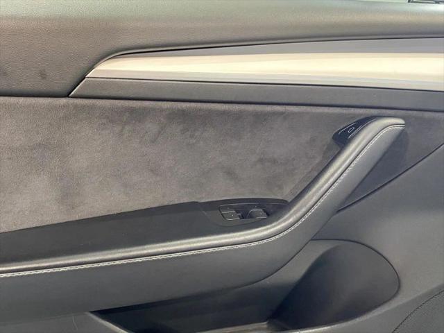 2021 Tesla Model 3 Standard Range Plus Rear-Wheel Drive