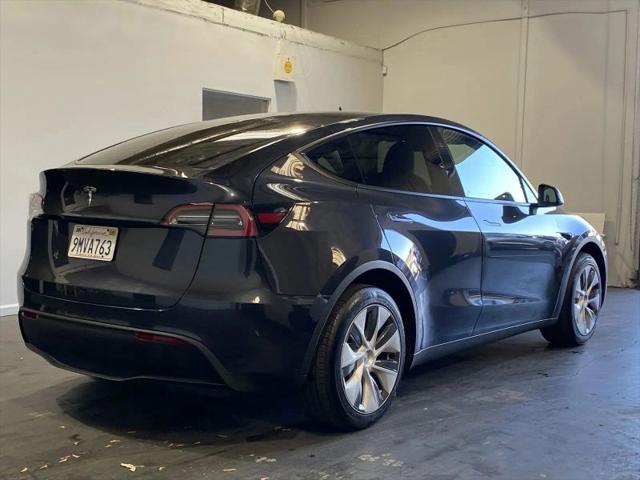 2024 Tesla Model Y Long Range Single Motor Rear-Wheel Drive