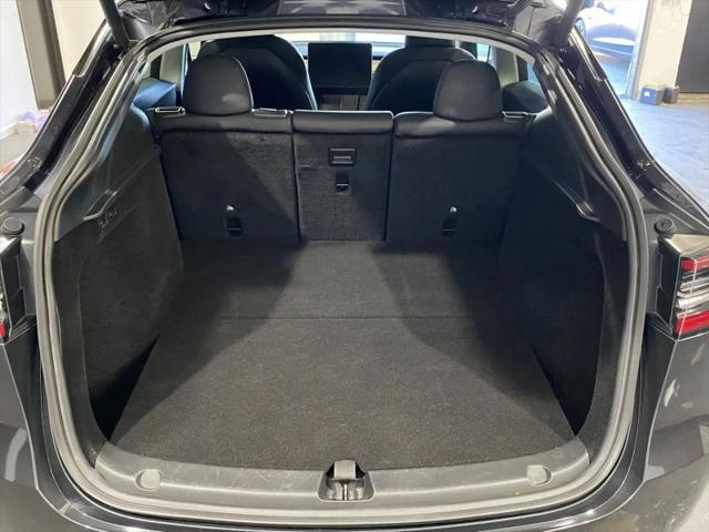 2024 Tesla Model Y Long Range Single Motor Rear-Wheel Drive