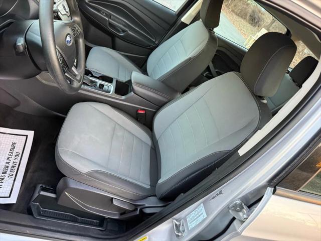 2019 Ford Escape S