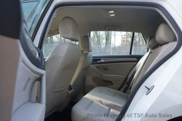 2015 Volkswagen Golf TDI S 4-Door