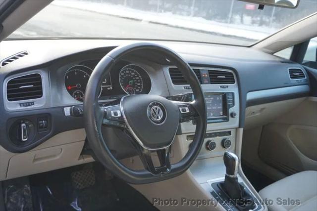 2015 Volkswagen Golf TDI S 4-Door