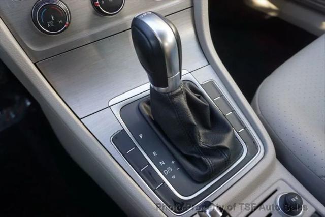 2015 Volkswagen Golf TDI S 4-Door
