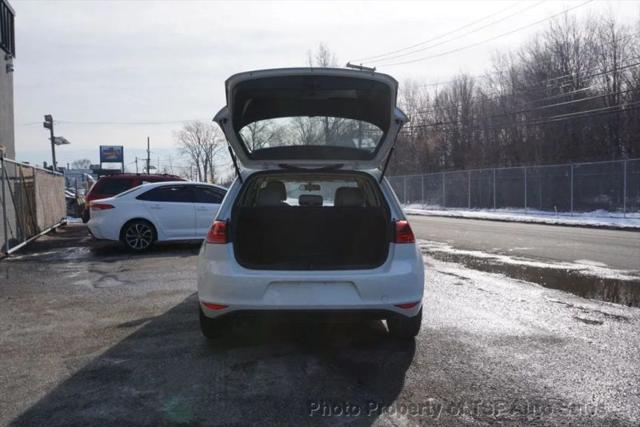 2015 Volkswagen Golf TDI S 4-Door