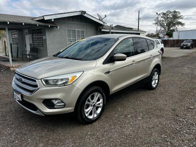 2017 Ford Escape SE for sale in Bakersfield, CA