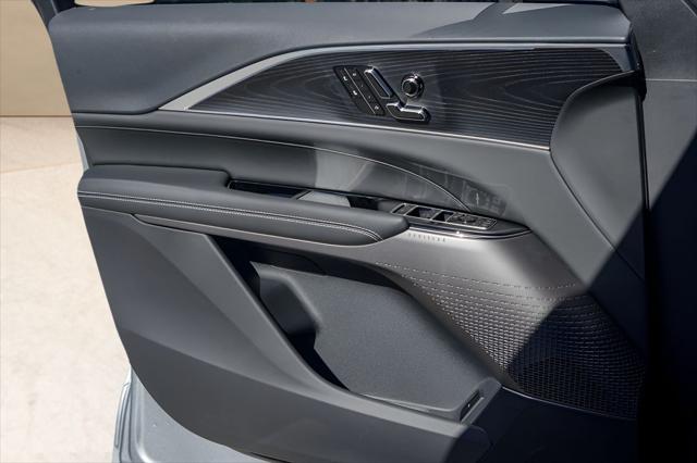 2026 Cadillac iQ Luxury AWD
