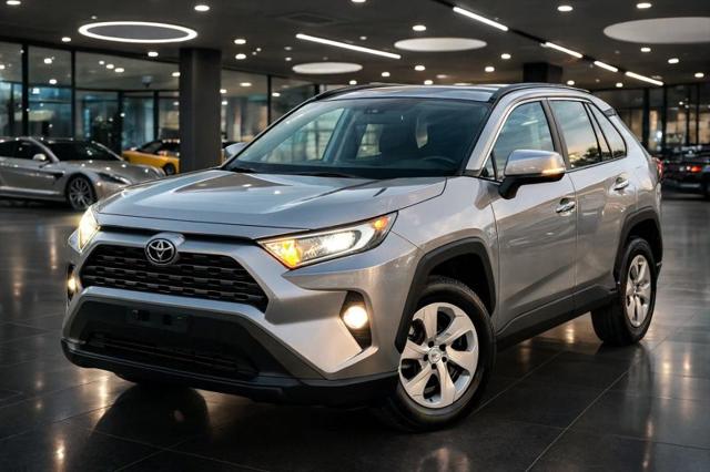 2019 Toyota RAV4 LE for sale in Houston, TX