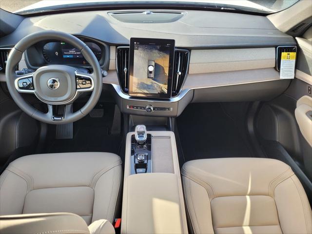 2026 Volvo XC90 Plug-In Hybrid Plus, T8 AWD, Electric/Gasoline, Bright, 7 Seats